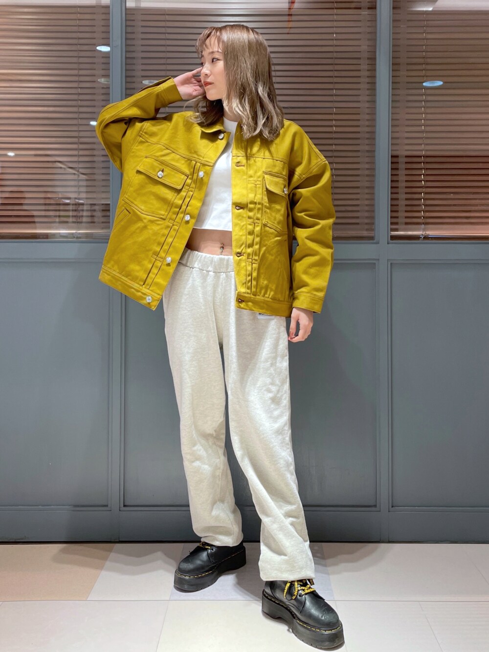 「xgirl、Xgirl_ootd、xgirl ootd、xgirljp、x-girl、エックスガール、XLARGE、xlarge、xlarge＿snap、XLARGE®、エクストララージ」｜「X-girlのCOMPACT L/S TOP（Tシャツ/カットソー、ホワイト系）」を使った、蛭田彩華さん（レディース・161cm）の冬コーディネートの1枚目の写真