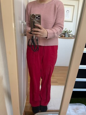「Auntie Rosa Holiday（アンティローザホリデー）のカラーイージーパンツ（Pants、レッド系）」を使った、sakaimanaさん（レディース）の冬コーディネート