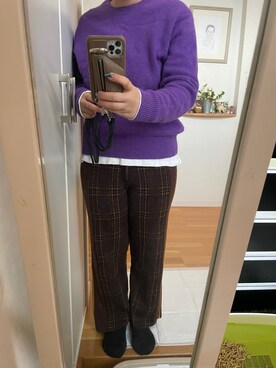「UNIQLO（ユニクロ）のアイテム（Knitwear、パープル系）」を使った、sakaimanaさん（レディース）の冬コーディネート