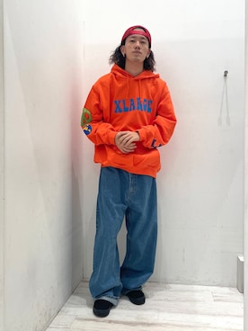 「エクストララージ」｜「アイテム（キャップ）」を使った、菅原省吾さん（メンズ・172cm）の秋コーディネート