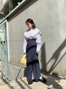「Iラインスカート」｜「アイテム（スリッポン）」を使った、miyabiさん（レディース・160cm）の冬コーディネート