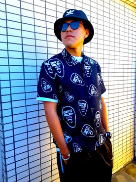 「AES（エーイーエス）のアイテム」を使った、賴歷鋒さん（メンズ・170cm）の春コーディネート