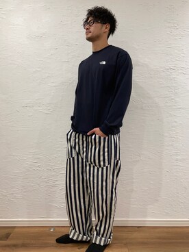 「THE NORTH FACE（ザノースフェイス）のTHE NORTH FACE/ノースフェイス バックスクエアロゴ ロンT NT82131（Tシャツ/カットソー、ブラック系）」を使った、髭メガネさん（メンズ・175cm）の秋コーディネート