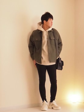 「koe（コエ）のアイテム（ブルゾン）」を使った、Hanbeさん（メンズ・168cm）の冬コーディネート