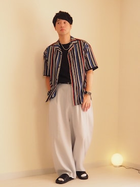 「バルーンパンツ」｜「アイテム（サンダル）」を使った、Hanbeさん（メンズ・168cm）の夏コーディネート