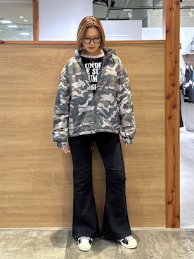 「X-girl（エックスガール）のLACE TRIM L/S BABY TOP（Tシャツ/カットソー、ブラック系）」を使った、ICHIGOさん（レディース・165cm）の秋コーディネート