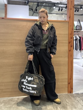 「アイテム（MA-1）」を使った、ICHIGOさん（レディース・165cm・10代）の秋コーディネート