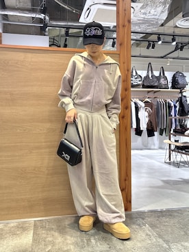 「アイテム（キャップ）」を使った、ICHIGOさん（レディース・165cm・10代）の冬コーディネート