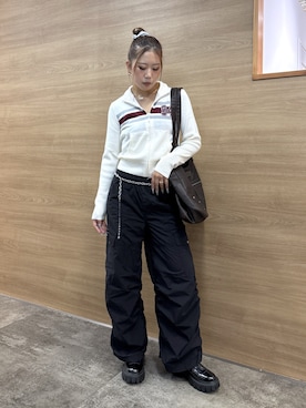「アイテム（ファッション雑貨）」を使った、ICHIGOさん（レディース・165cm・10代）の秋コーディネート