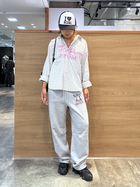 「X-girl（エックスガール）のI LOVE X-GIRL TRUCKER CAP（キャップ、ブラック系）」を使った、ICHIGOさん（レディース・165cm）の夏コーディネート