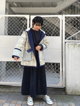 「フラワープリント」｜「アイテム（その他アウター）」を使った、bayaさん（レディース・160cm）の秋コーディネート
