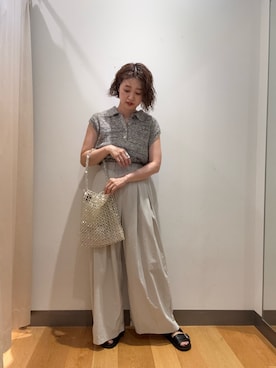 「URBAN RESEARCH（アーバンリサーチ）の『UR TECH』ギャザーワイドパンツ（その他パンツ、ベージュ系）」を使った、ばやさん（レディース・160cm）の夏コーディネート