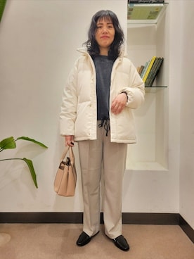 「アイテム（Tシャツ/カットソー）」を使った、浪口　絵美さん（レディース・164cm）の冬コーディネート