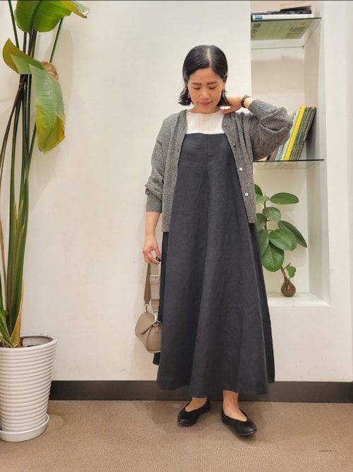 URBAN RESEARCH DOORSの『臼田あさ美さん着用』Vカットパンプスを使ったコーディネート（ZOZOTOWN Yahoo!店）