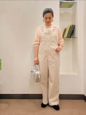 「コーデュロイ」｜「アイテム（オールインワン・サロペット）」を使った、emiinamiiさん（レディース・164cm）の秋コーディネート