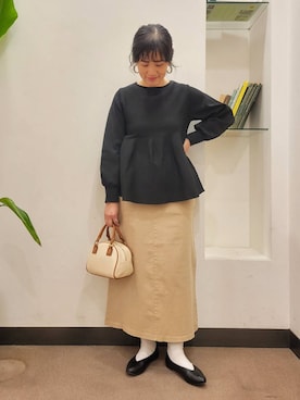 「RODE SKO（ロデスコ）のラウンドミニボストンバッグ（ボストンバッグ）」を使った、浪口　絵美さん（レディース・164cm）の冬コーディネート