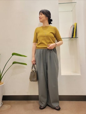 「URBAN RESEARCH DOORS（アーバンリサーチドアーズ）の『UR TECH ひやサラクール』コットンハーフスリーブKNIT（ニット/セーター、イエロー系）」を使った、浪口　絵美さん（レディース・164cm）の春コーディネート