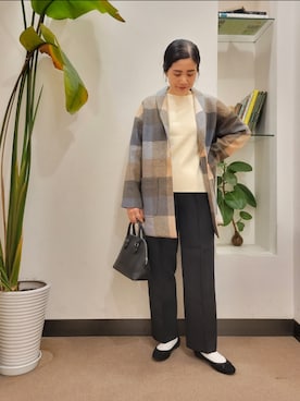 「URTECH」｜「アイテム（その他アウター）」を使った、emiinamiiさん（レディース・164cm）の秋コーディネート
