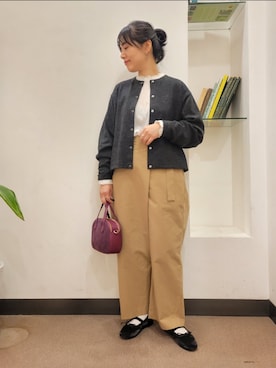 「URBAN RESEARCH DOORS（アーバンリサーチドアーズ）のピンタックフリルスタンドカラーブラウス（シャツ/ブラウス）」を使った、浪口　絵美さん（レディース・164cm）の冬コーディネート