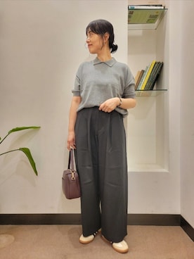 「URBAN RESEARCH DOORS（アーバンリサーチドアーズ）の2WAYスクエアショルダーバッグ（ショルダーバッグ）」を使った、浪口　絵美さん（レディース・164cm）の秋コーディネート