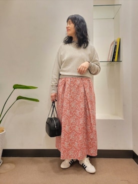 「URBAN RESEARCH DOORS（アーバンリサーチドアーズ）のアイテム（ボストンバッグ）」を使った、浪口　絵美さん（レディース・164cm）の春コーディネート
