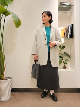 「URBAN RESEARCH DOORS WOMENS」｜「アイテム（チェスターコート）」を使った、浪口　絵美さん（レディース・164cm）の冬コーディネート