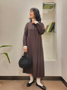 「POMTATA（ポンタタ）のPOMTATA　OTIS envan tote S（ハンドバッグ）」を使った、浪口　絵美さん（レディース・164cm）の秋コーディネート