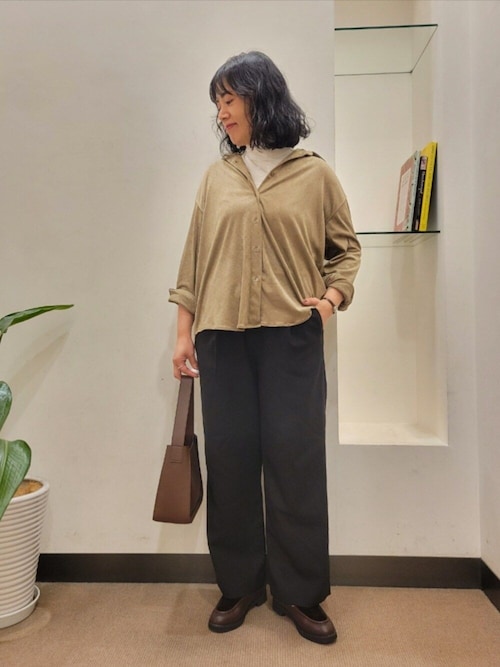ハーフムーンワンハンドルバッグ