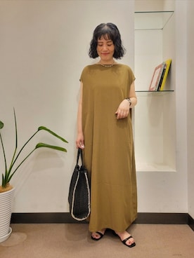 「URBAN RESEARCH DOORS（アーバンリサーチドアーズ）のペーパートートバッグ（Tote、ブラック系）」を使った、浪口　絵美さん（レディース・164cm）の夏コーディネート