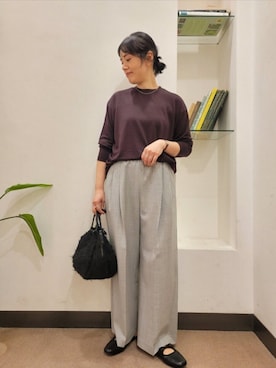 「POMTATA（ポンタタ）のPOMTATA　OTIS envan tote S（ハンドバッグ）」を使った、浪口　絵美さん（レディース・164cm）の秋コーディネート