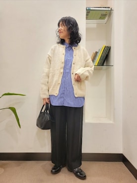 「かぐれ（カグレ）のコットンストライプレギュラーシャツ（シャツ/ブラウス）」を使った、浪口　絵美さん（レディース・164cm）の秋コーディネート