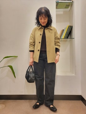 「アイテム（ステンカラーコート）」を使った、浪口　絵美さん（レディース・164cm）の秋コーディネート