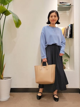 「タックイン」｜「アイテム（バレエシューズ）」を使った、emiinamiiさん（レディース・164cm）の冬コーディネート