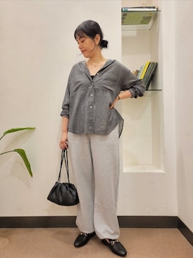 「ベーシックカラー」｜浪口　絵美さん（レディース・164cm）の秋コーディネート