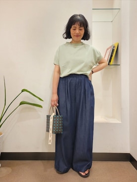 「FORK&SPOON（フォークアンドスプーン）のFORK&SPOON　ボトルネックギャザースリーブTシャツ（T Shirts、グリーン系）」を使った、浪口　絵美さん（レディース・164cm）の夏コーディネート