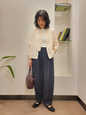 「URBAN RESEARCH DOORS（アーバンリサーチドアーズ）の2WAYスクエアショルダーバッグ（ショルダーバッグ）」を使った、浪口　絵美さん（レディース・164cm）の秋コーディネート