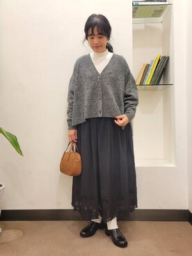 「アイテム（レインシューズ）」を使った、浪口　絵美さん（レディース・164cm）の冬コーディネート