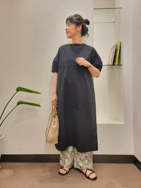 「RODE SKO（ロデスコ）のアイテム（バッグ）」を使った、浪口　絵美さん（レディース・164cm）の春コーディネート