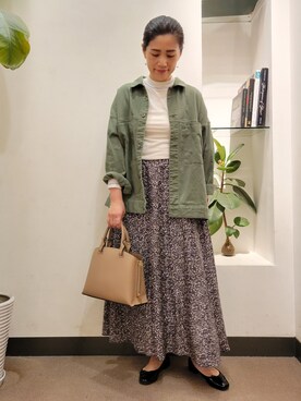 「ドルマンスリーブ」｜「アイテム（その他アウター）」を使った、emiinamiiさん（レディース・164cm）の秋コーディネート