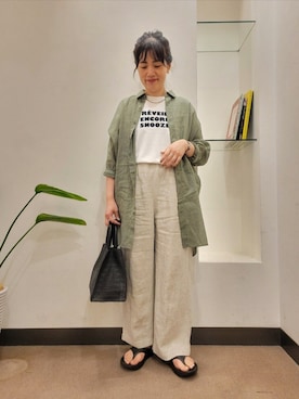 「URBAN RESEARCH DOORS（アーバンリサーチドアーズ）のリネンイージーパンツ（その他パンツ）」を使った、浪口　絵美さん（レディース・164cm）の春コーディネート