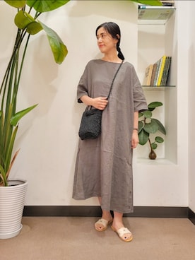 「ペーパーバッグ」｜「アイテム（ワンピース/ドレス）」を使った、emiinamiiさん（レディース・164cm）の夏コーディネート