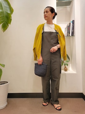 「EKAL（エカル）のアイテム（オールインワン・サロペット）」を使った、emiinamiiさん（レディース・164cm）の夏コーディネート