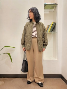 「アイテム（パンプス）」を使った、浪口　絵美さん（レディース・164cm）の秋コーディネート