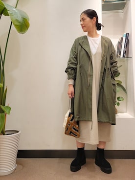 「PUMA」｜「アイテム（モッズコート）」を使った、emiinamiiさん（レディース・164cm）の秋コーディネート