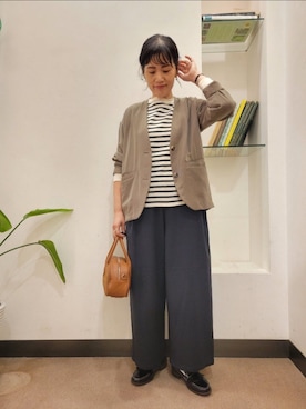 「アイテム（ノーカラージャケット）」を使った、浪口　絵美さん（レディース・164cm）の秋コーディネート
