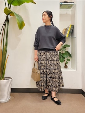 「orcival」｜「アイテム（スウェット）」を使った、emiinamiiさん（レディース・164cm）の秋コーディネート