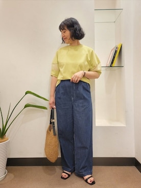 「URBAN RESEARCH DOORS（アーバンリサーチドアーズ）の異素材ドッキングスリーブプルオーバー（Tシャツ/カットソー、グリーン系）」を使った、浪口　絵美さん（レディース・164cm）の夏コーディネート