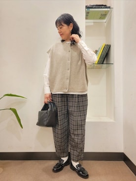 「URBAN RESEARCH DOORS（アーバンリサーチドアーズ）のアイテム（ハンドバッグ）」を使った、浪口　絵美さん（レディース・164cm）の冬コーディネート