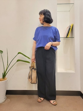 「URBAN RESEARCH DOORS（アーバンリサーチドアーズ）のリネン混イージーパンツ（Pants、ブラック系）」を使った、浪口　絵美さん（レディース・164cm）の夏コーディネート
