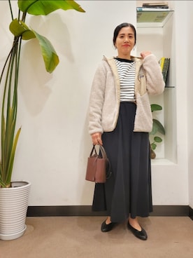 「リバーシブル」｜「アイテム（パンプス）」を使った、emiinamiiさん（レディース・164cm）の秋コーディネート